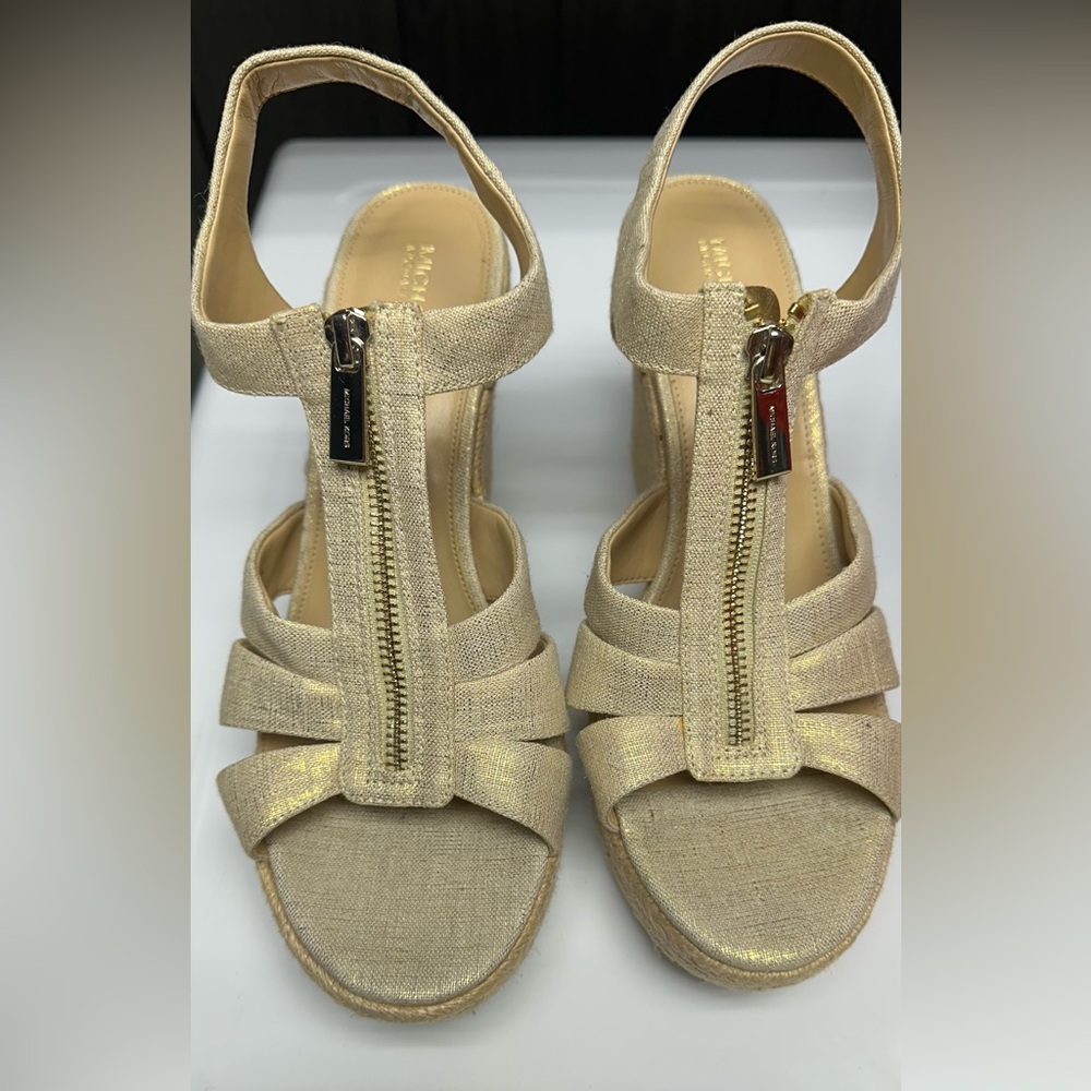Michael Kors Women’s Gold Wedge Sandals – New. Size 8.5